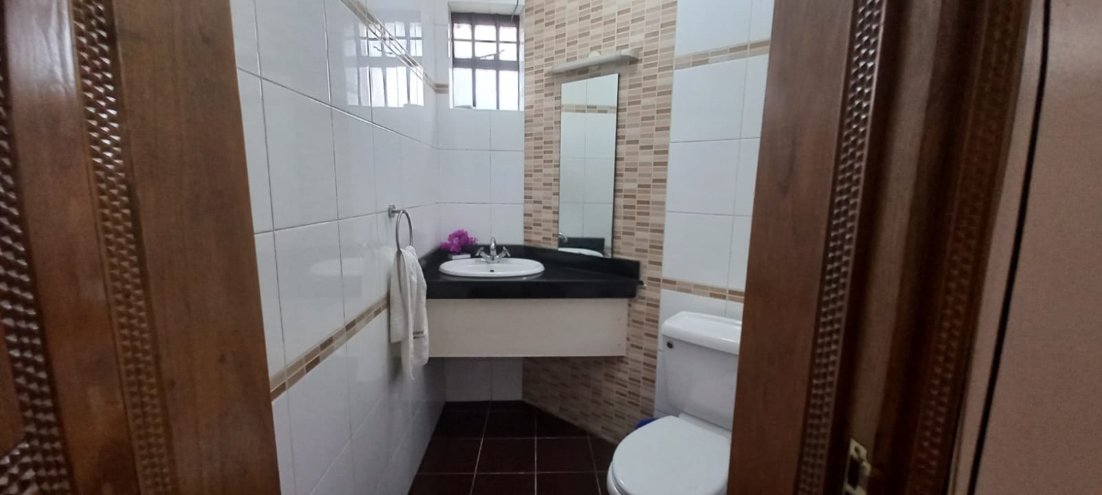 Spacious 3-BEDROOM Apartment For Rent – Westlands