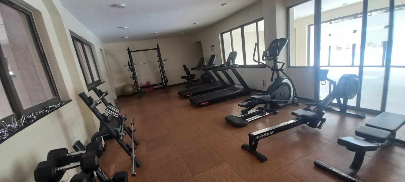 SPACIOUS 4-BEDROOM ALL-EN-SUITE DUPLEX + SQ -Westlands