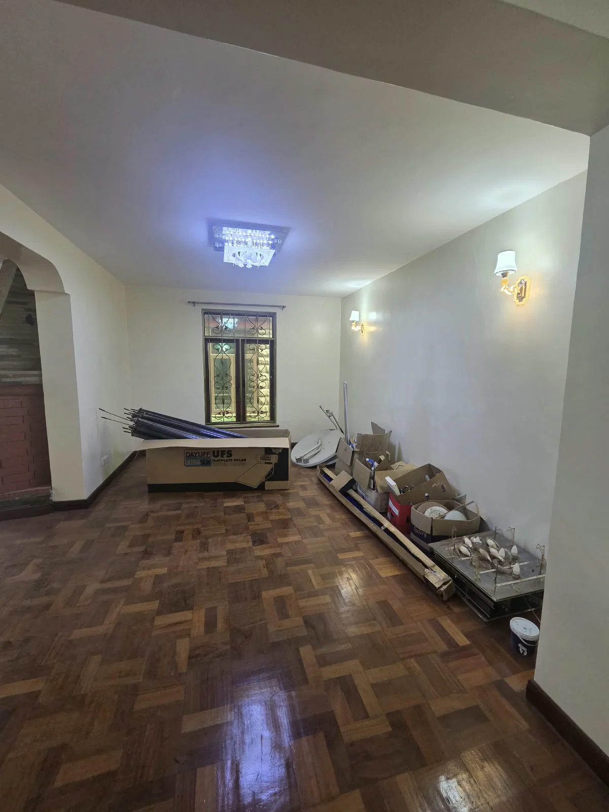 Spacious 5-BEDROOM Triplex + DSQ For Rent – Lavington