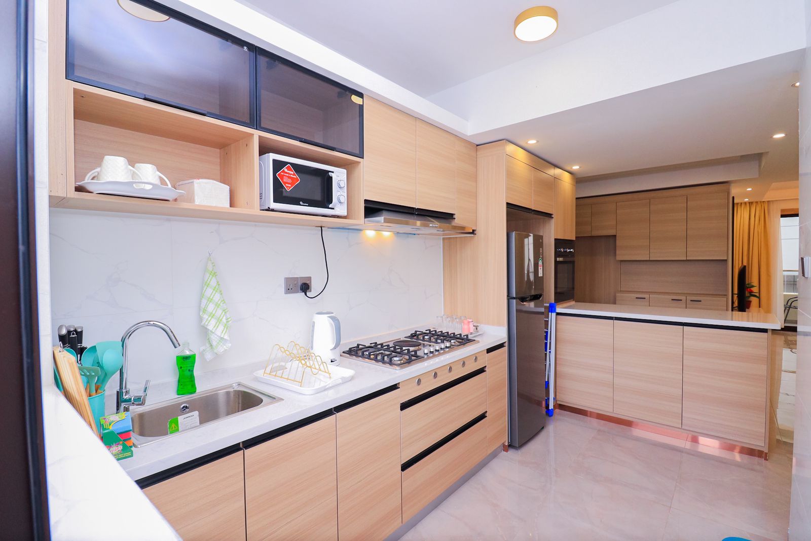 3 bedrooms unfurnished available to rent in Riverside