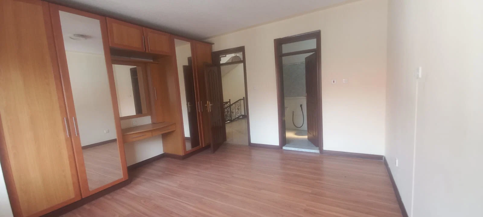 Spacious 3-BEDROOM Duplex + DSQ For Rent – Spring Valley, Westlands