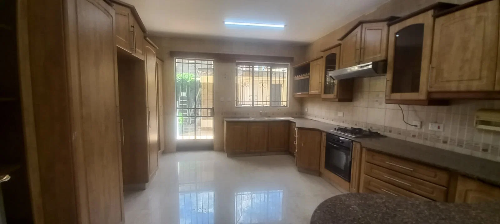 Spacious 3-BEDROOM Duplex + DSQ For Rent – Spring Valley, Westlands