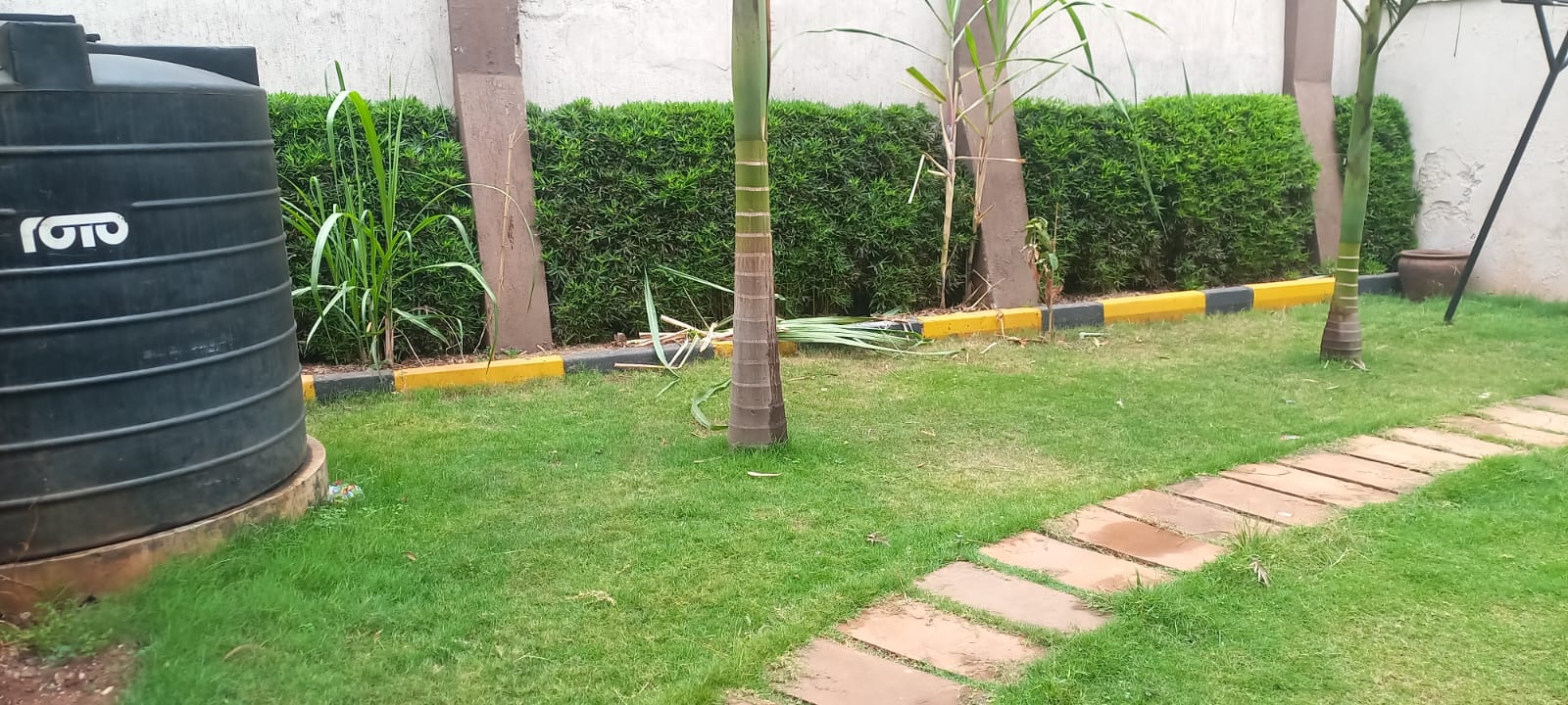 Spacious 4-Bedroom Triplex with Study & DSQ for Rent – Lavington