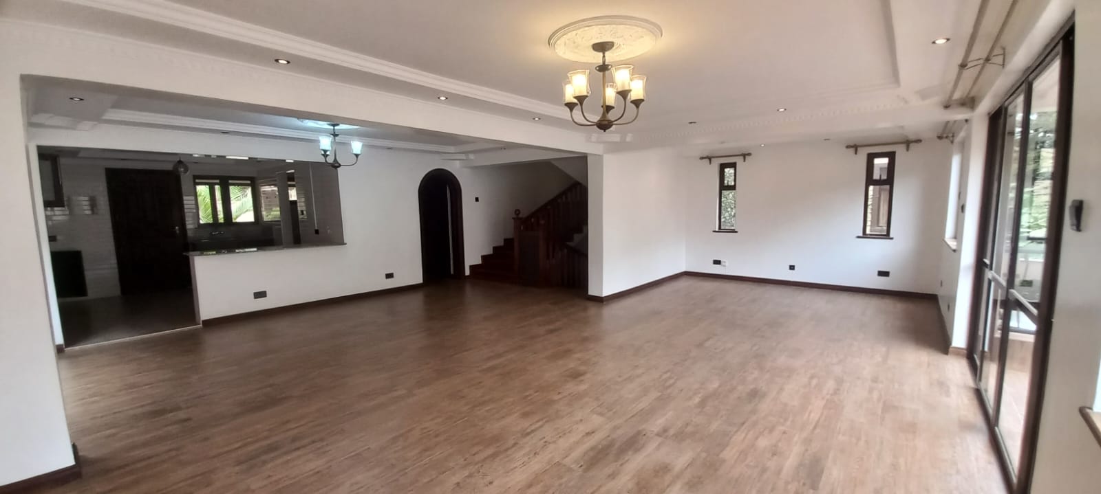 Spacious 4-Bedroom Triplex with Study & DSQ for Rent – Lavington