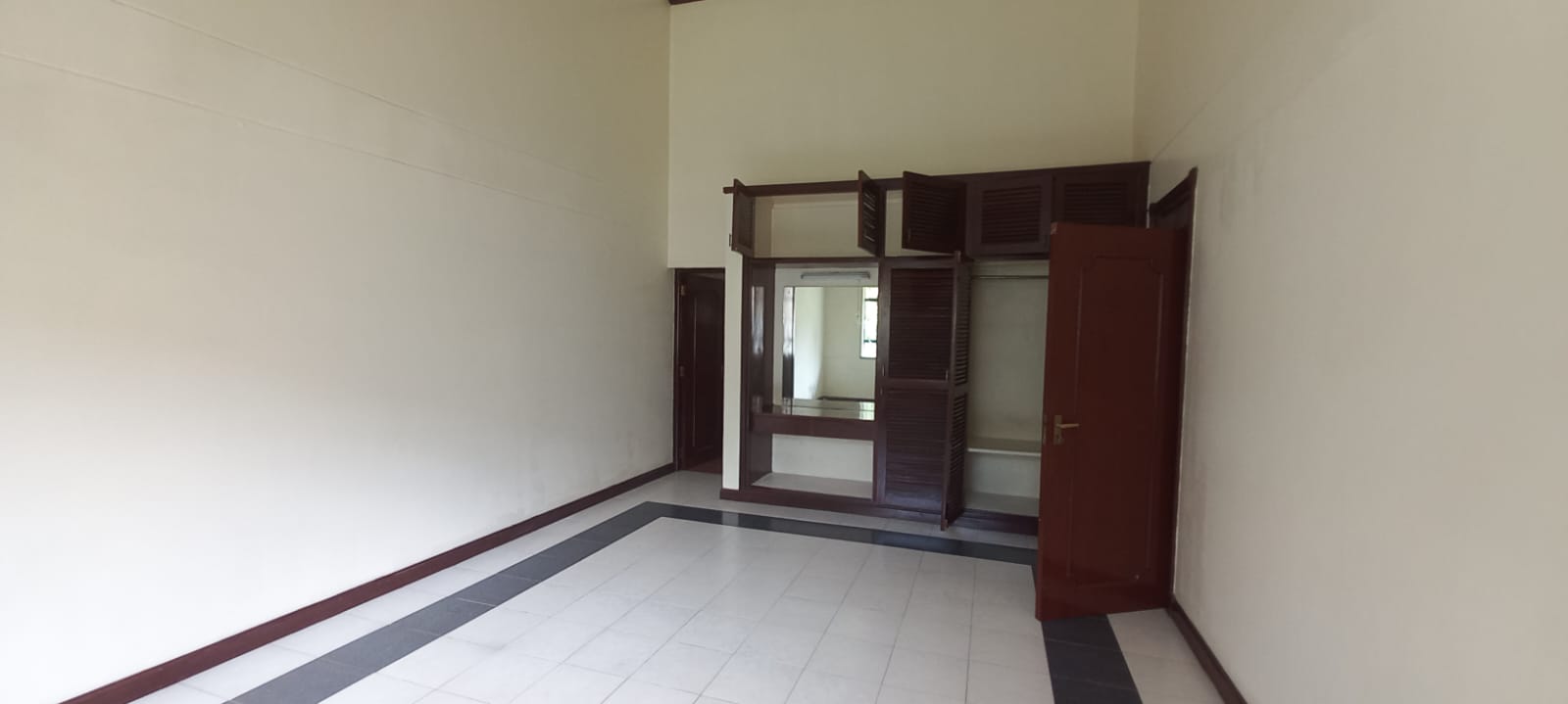 Spacious 4-BEDROOM Duplex For Rent – Westlands
