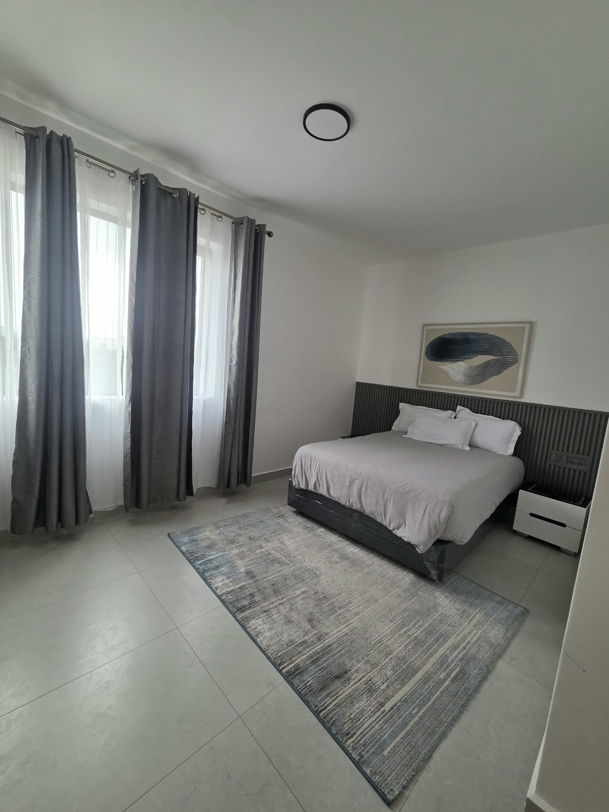 Fully Furnished & Serviced 2-Bedroom Apartment for Rent – Westlands