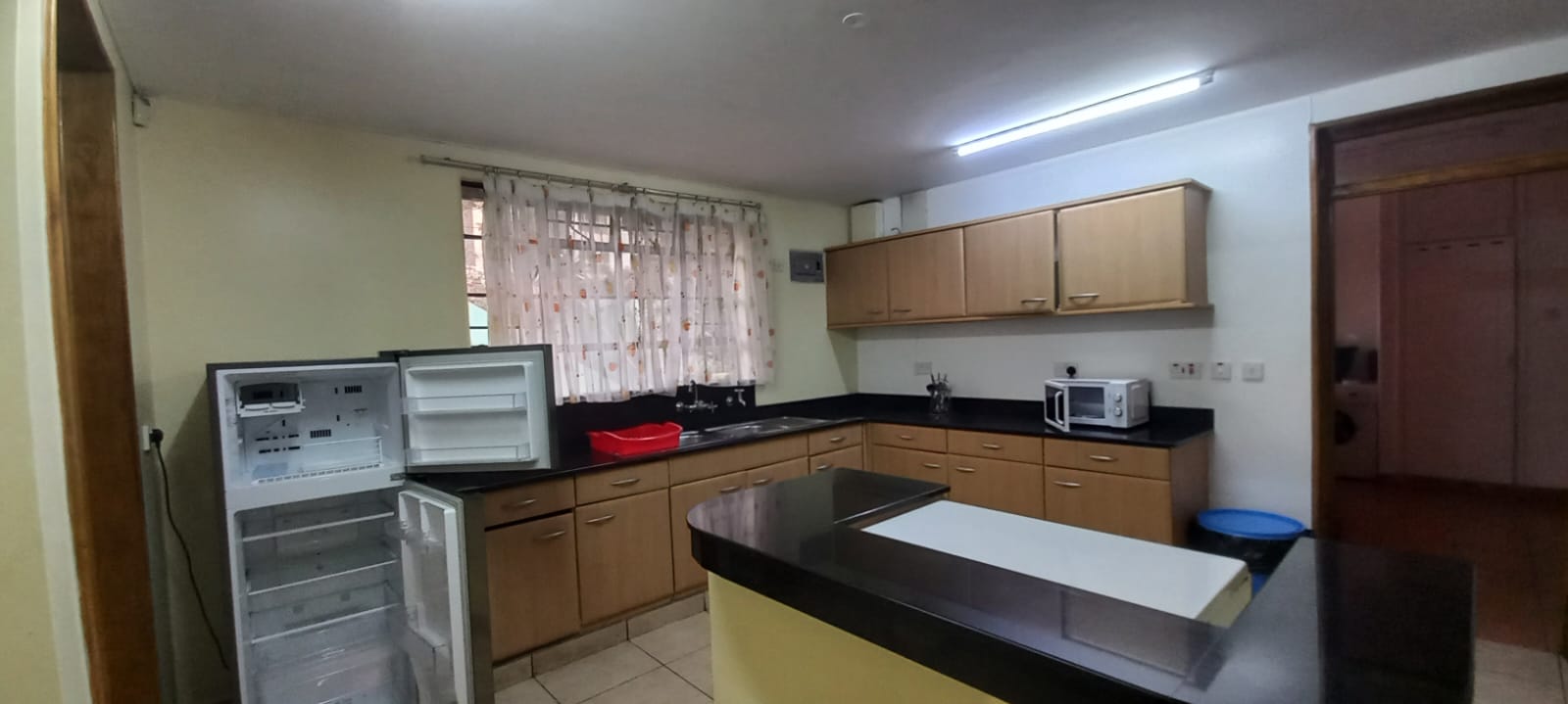 Spacious 3-BEDROOM Apartment For Rent – Westlands