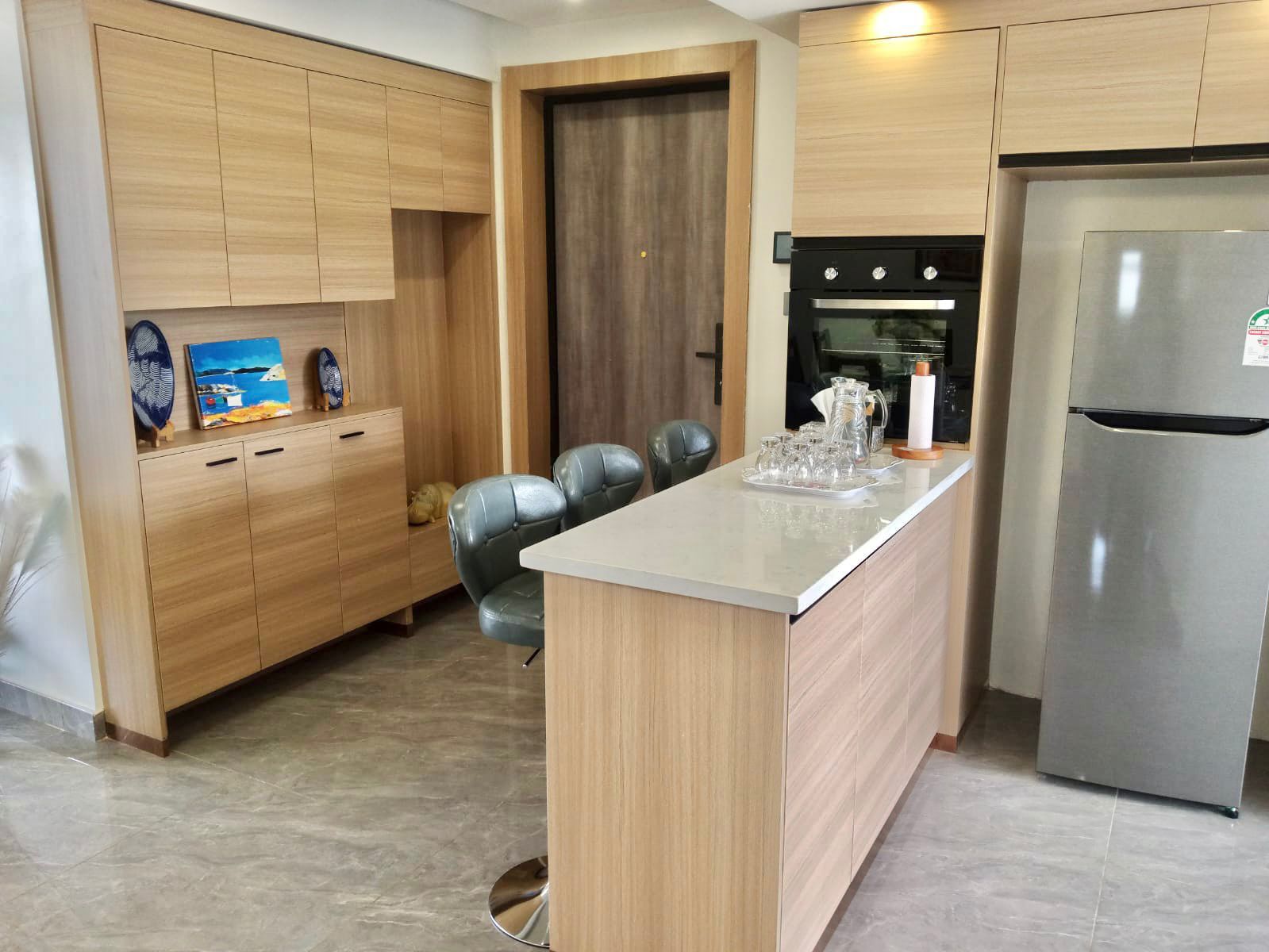3 bedrooms unfurnished available to rent in Riverside