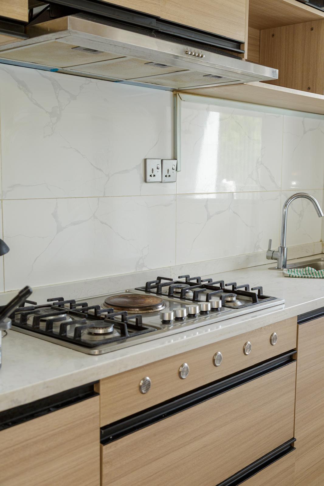 Riverside – 3 Bedroom Furnished Apartment