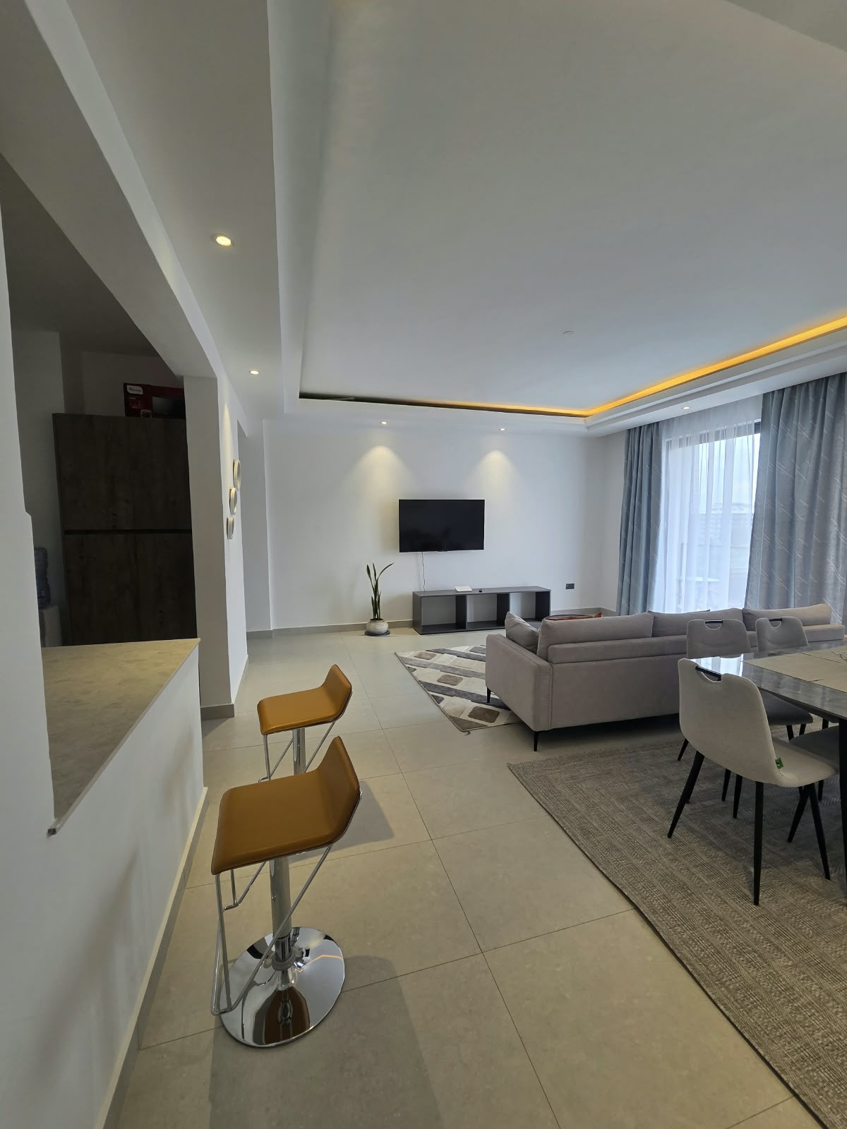 Fully Furnished & Serviced 2-Bedroom Apartment for Rent – Westlands