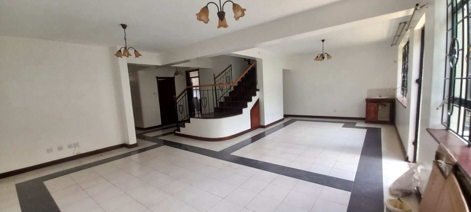 Spacious 4-BEDROOM Duplex For Rent – Westlands