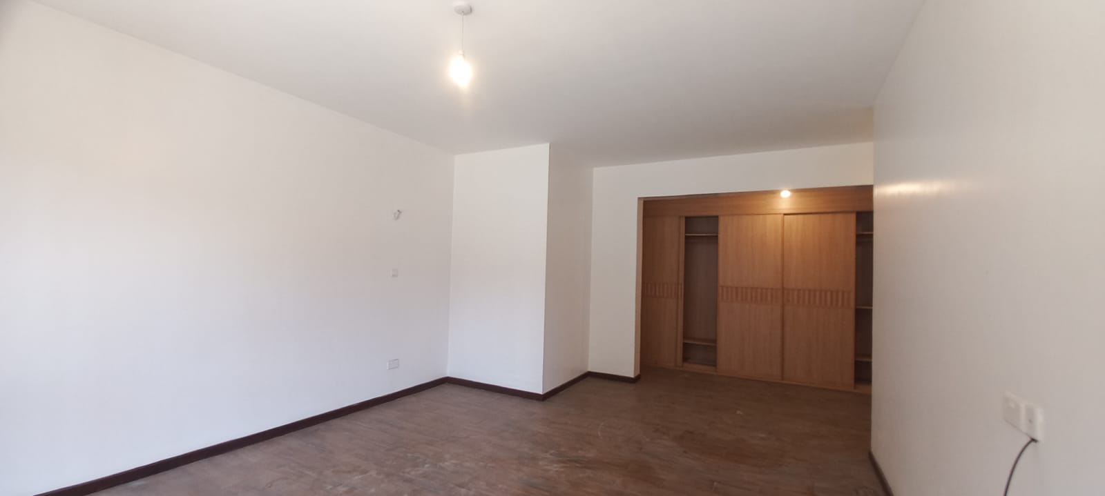 Spacious 3-BEDROOM All-En-Suite Apartment -Parklands