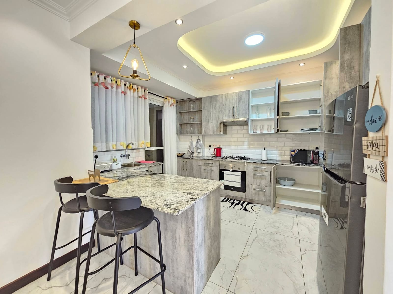 2-Bedroom Furnished Apartment for Rent – Brookside