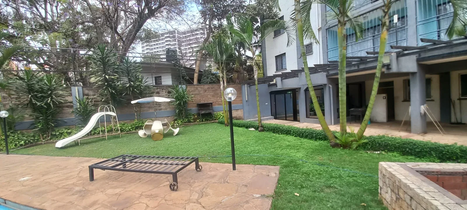 Furnished & Serviced 2-BEDROOM Apartment For Rent – Westlands