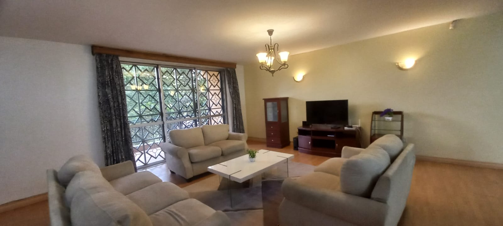 Spacious 3-BEDROOM Apartment For Rent – Westlands