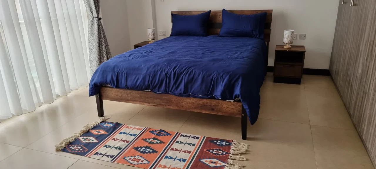 Spacious Furnished 2-BEDROOM Apartment + DSQ For Rent – Westlands