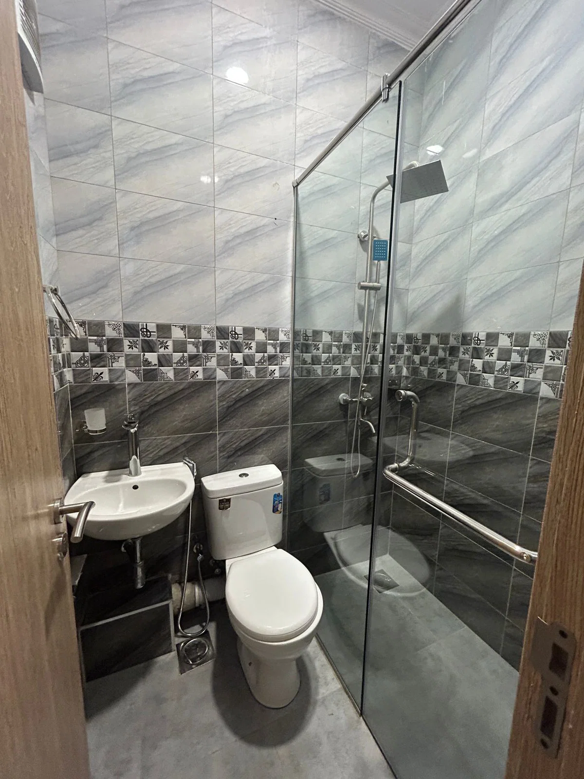Spacious 4-BEDROOM + TV Room + DSQ For Rent – Westlands