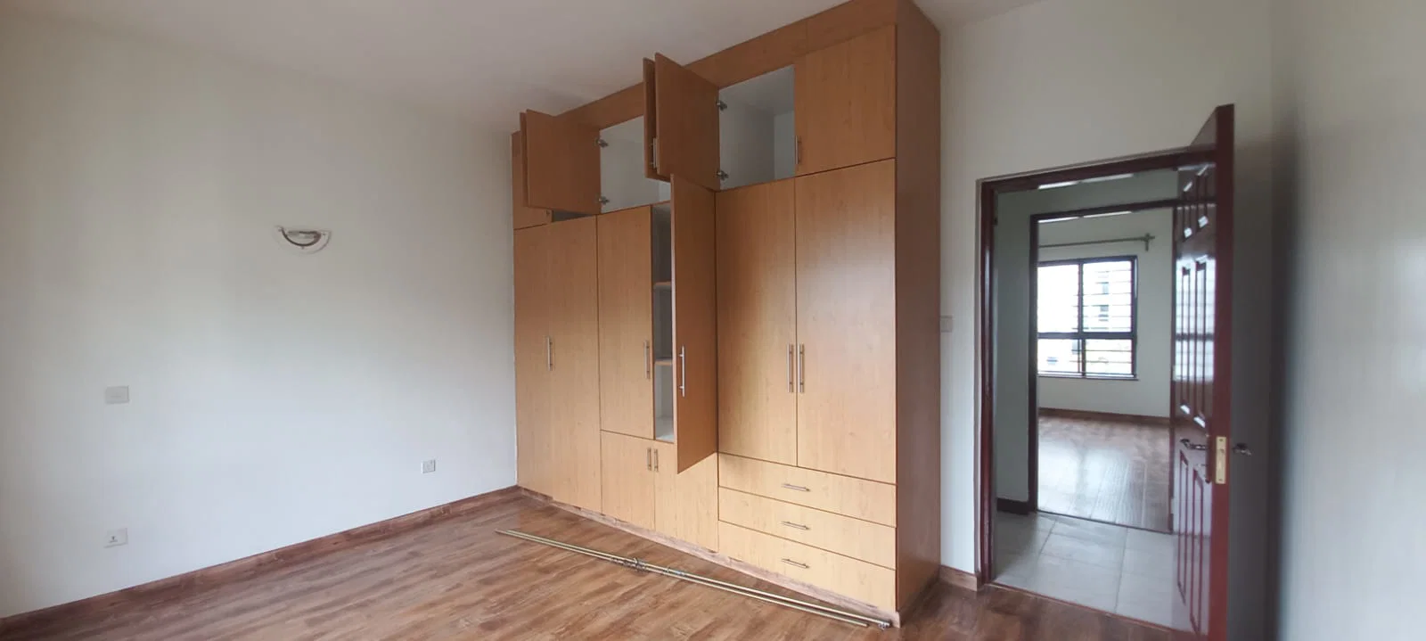 Spacious 3-BEDROOM Apartment For Rent – Westlands