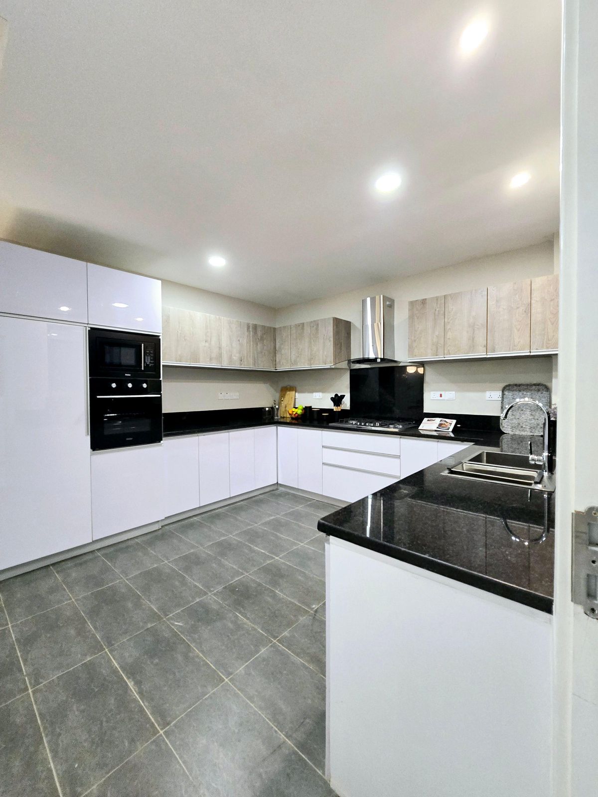 4-Bedroom Apartment for Sale in Kileleshwa – 270 SQM | KSh 25.8M