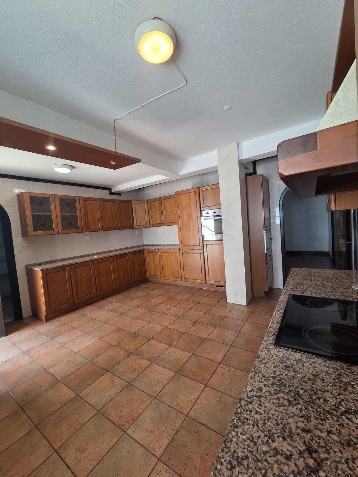 Spacious 4-Bedroom Villa with DSQ for Rent – Riverside