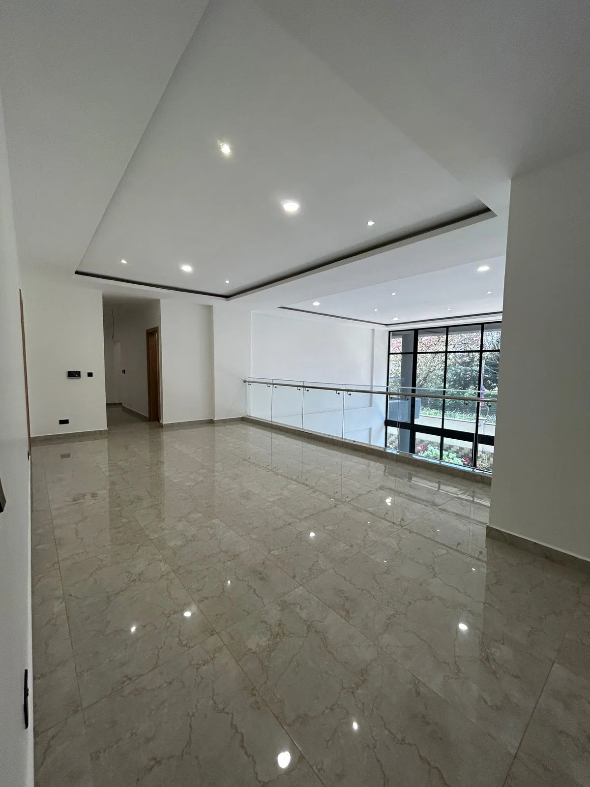 Spacious 4-BEDROOM + TV Room + DSQ For Rent – Westlands