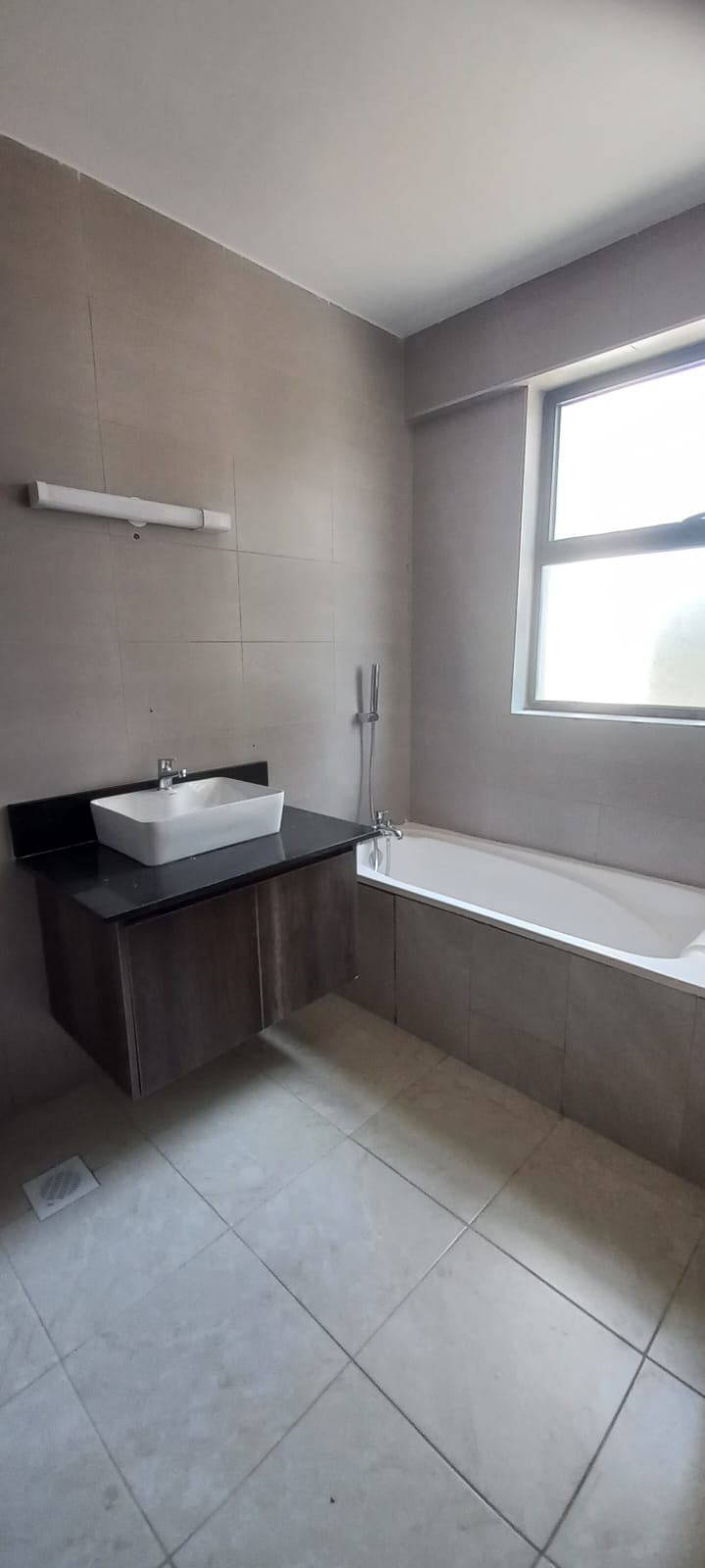 Spacious Apartments For Rent-Kileleshwa