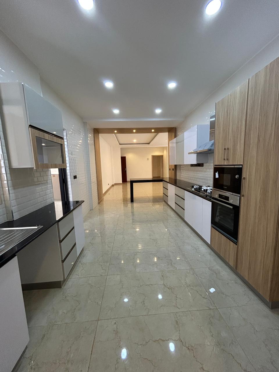 Spacious 4-Bedroom Duplex + DSQ For Sale – Westlands