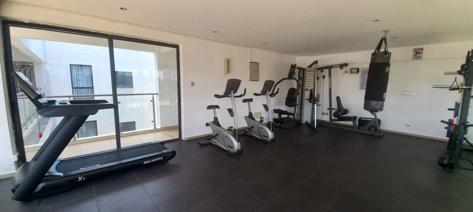 Spacious Furnished 2-BEDROOM Apartment For Rent – Westlands